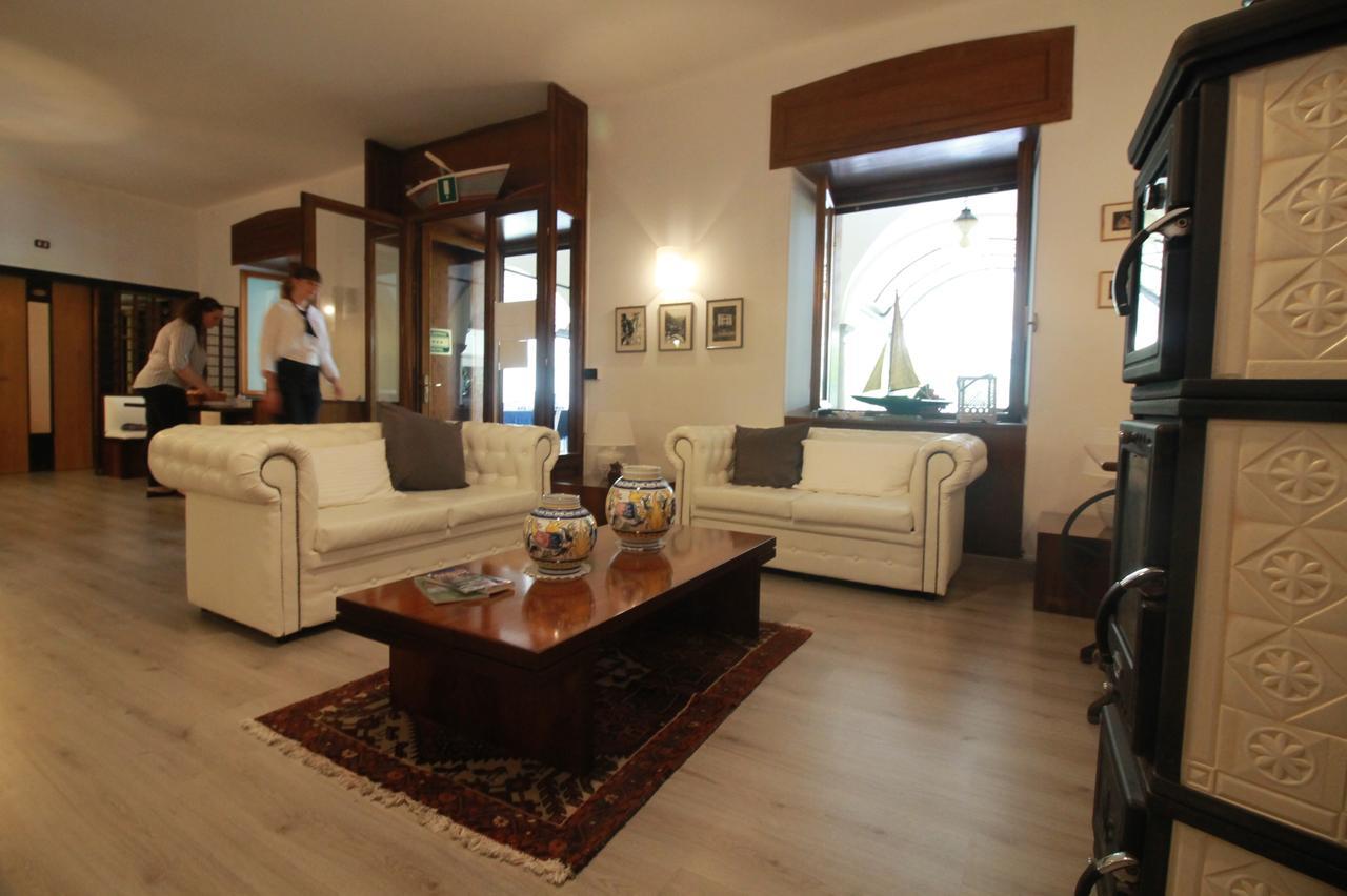 Hotel Ristorante Sensole ซุลซาโน ภายนอก รูปภาพ