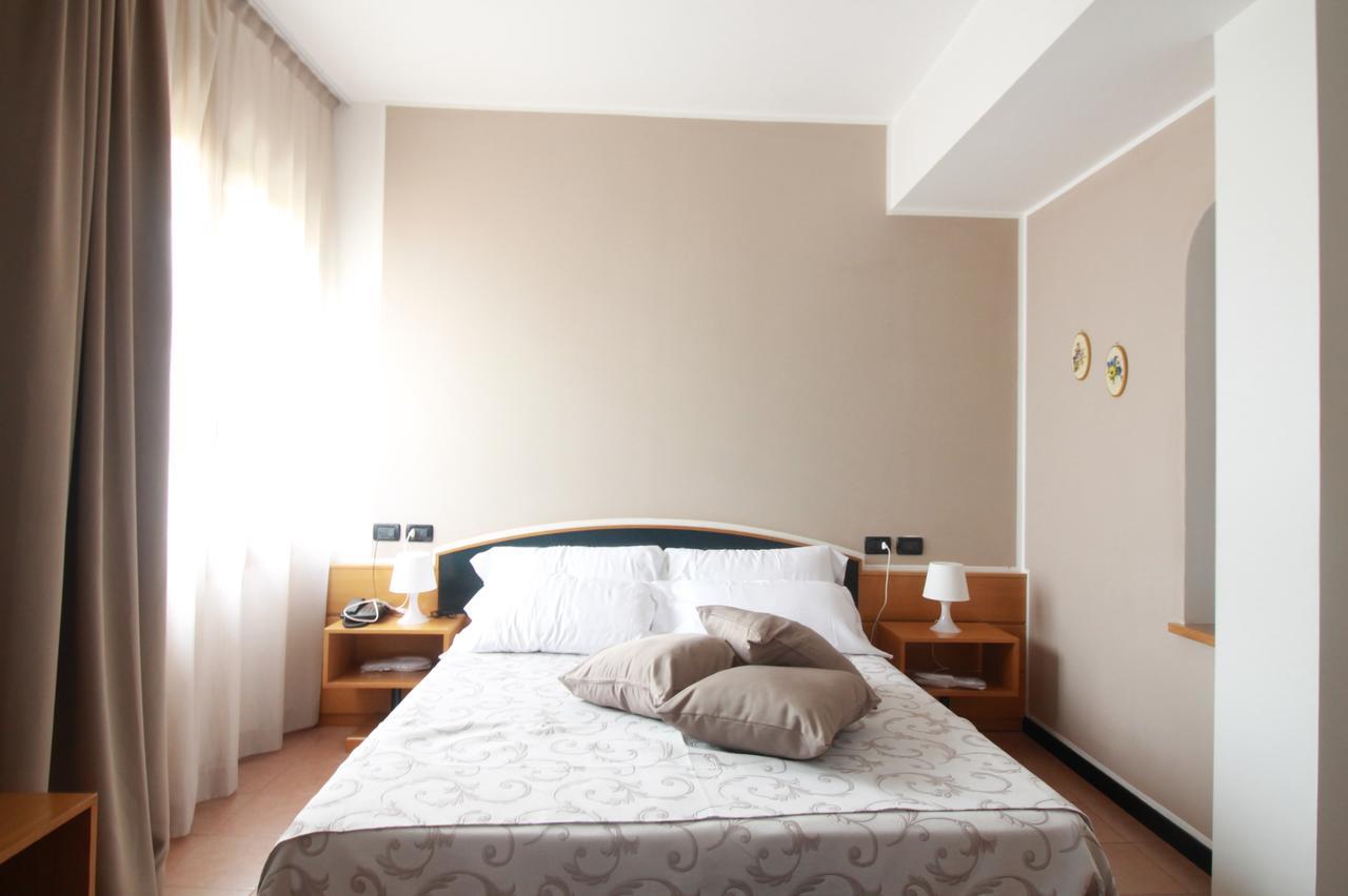Hotel Ristorante Sensole ซุลซาโน ภายนอก รูปภาพ
